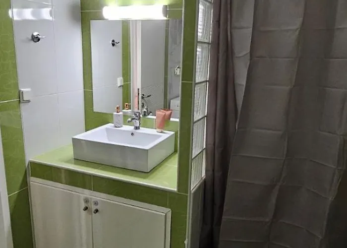 Apartment Elinor On The Flogita